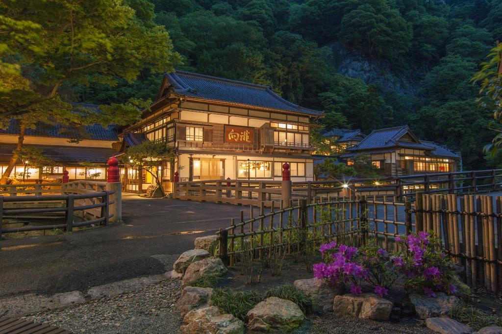 Mukaitaki Hotell Aizuwakamatsu Exteriör bild